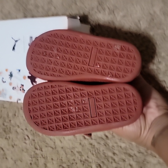 Suede Puma Elmo Shoes Sz 5c - Picture 6 of 7